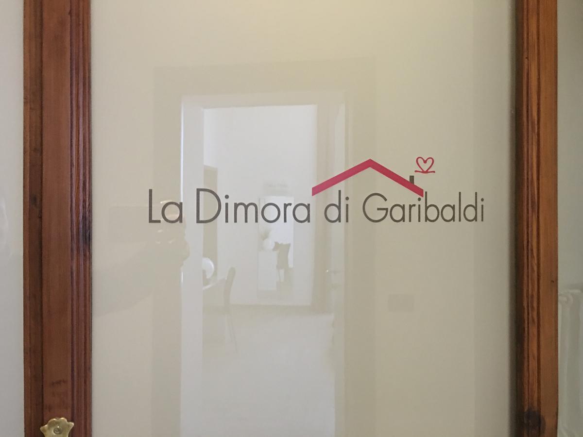 Bed and Breakfast La Dimora Di Garibaldi Nápoles Exterior foto